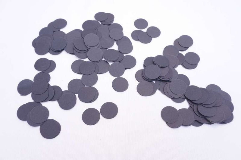 Konfetti, 1,5 cm, 200 stk, sort